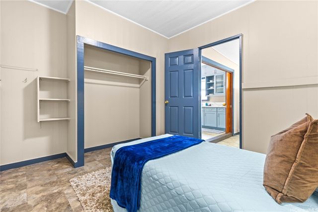 1041 Ehoeho Avenue, Wahiawa, HI 96786
