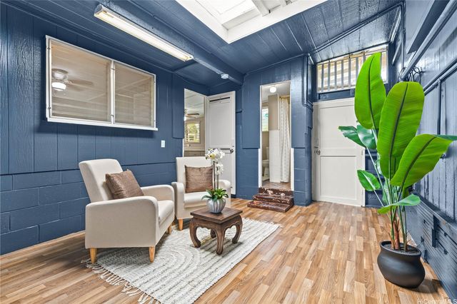 1041 Ehoeho Avenue, Wahiawa, HI 96786