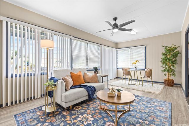 1041 Ehoeho Avenue, Wahiawa, HI 96786