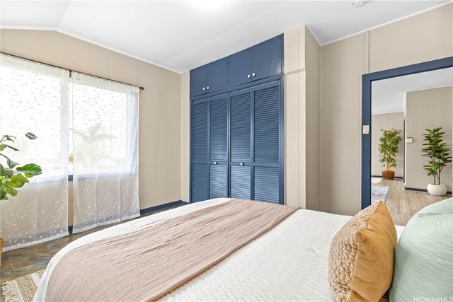 1041 Ehoeho Avenue, Wahiawa, HI 96786