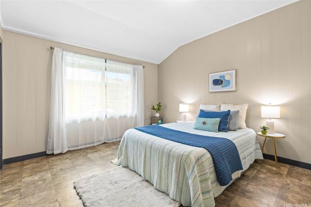 1041 Ehoeho Avenue, Wahiawa, HI 96786