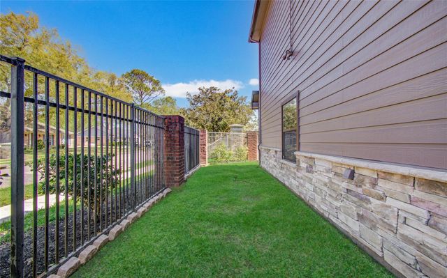 2303 Bermuda Shores Drive, Missouri City, TX 77459