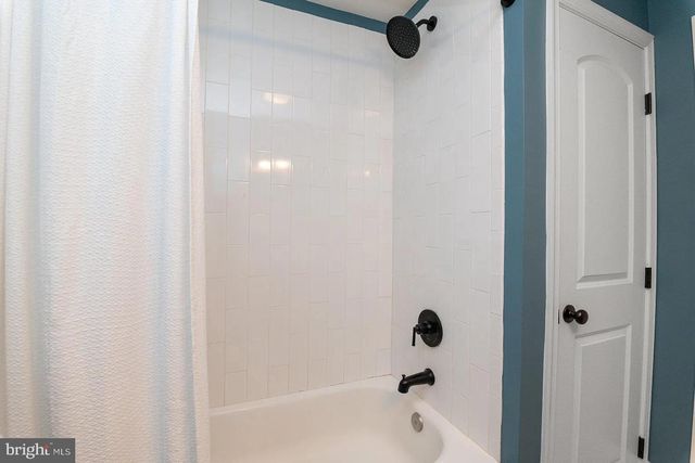 3302 ORLANDO AVE, Baltimore, MD 21234