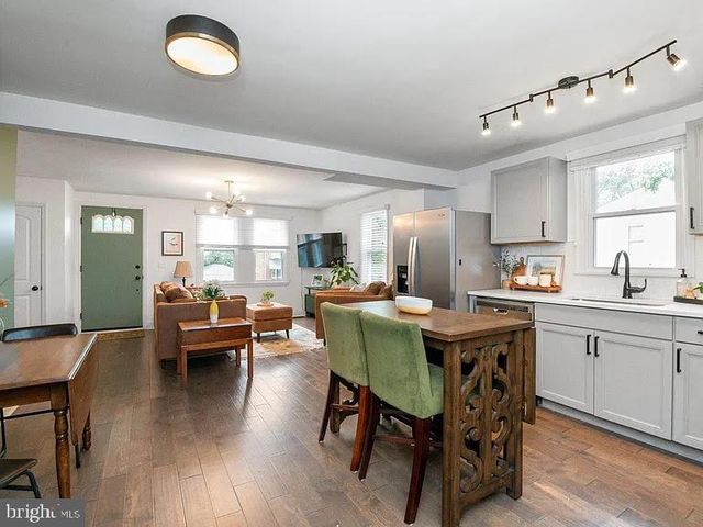 3302 ORLANDO AVE, Baltimore, MD 21234