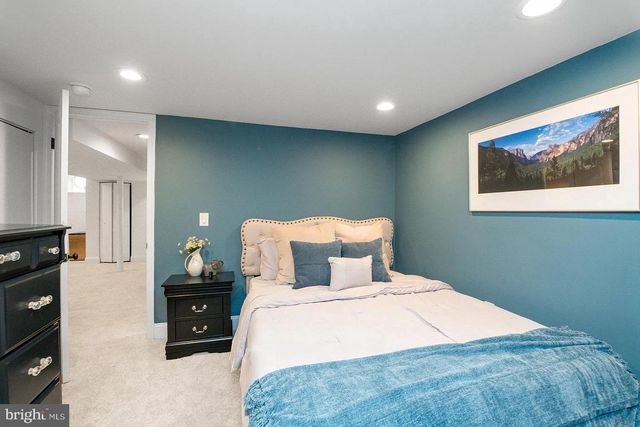 3302 ORLANDO AVE, Baltimore, MD 21234