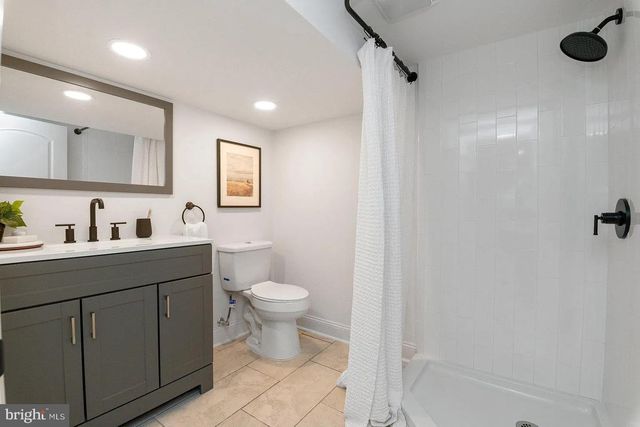 3302 ORLANDO AVE, Baltimore, MD 21234