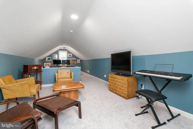 3302 ORLANDO AVE, Baltimore, MD 21234