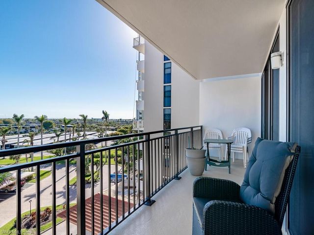180 Seaview CT 612, Marco Island, FL 34145
