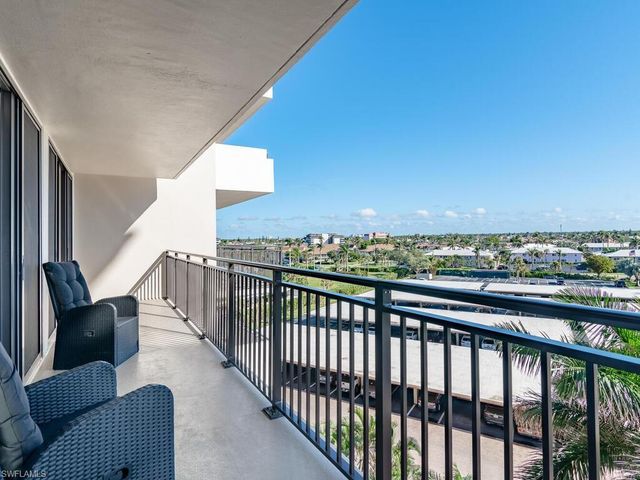 180 Seaview CT 612, Marco Island, FL 34145