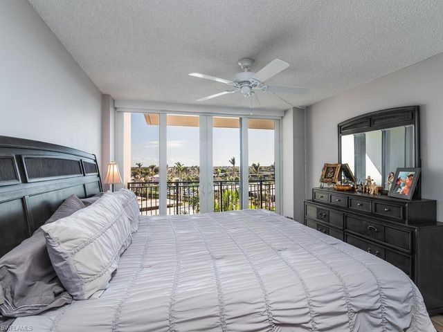 180 Seaview CT 612, Marco Island, FL 34145