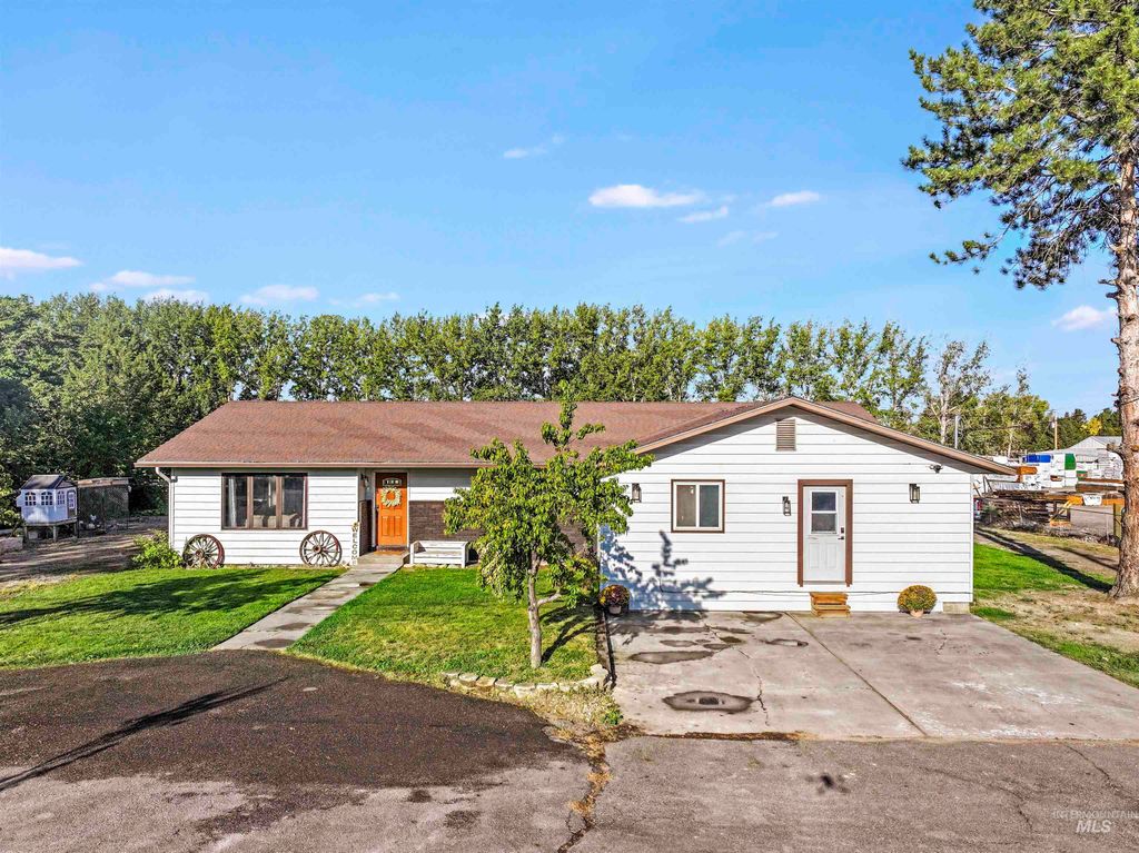 1120 S Stevens Street, Filer, ID 83328