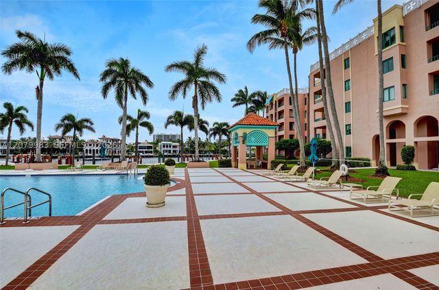 120 SE 5th Ave PH20, Boca Raton, FL 33432