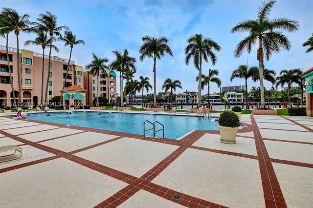 120 SE 5th Ave PH20, Boca Raton, FL 33432