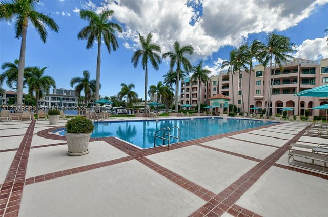 120 SE 5th Ave PH20, Boca Raton, FL 33432
