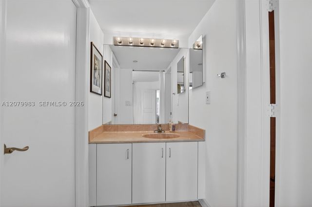120 SE 5th Ave PH20, Boca Raton, FL 33432