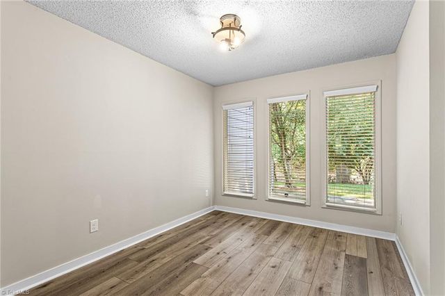 306 N Lindell Road E, Greensboro, NC 27403