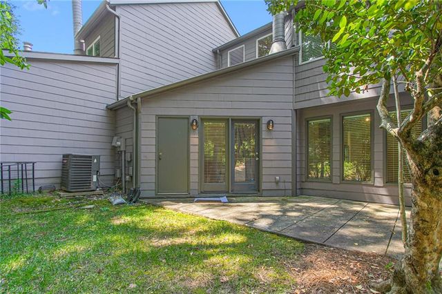 306 N Lindell Road E, Greensboro, NC 27403