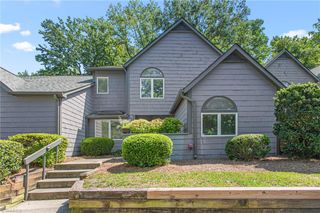 306 N Lindell Road E, Greensboro, NC 27403