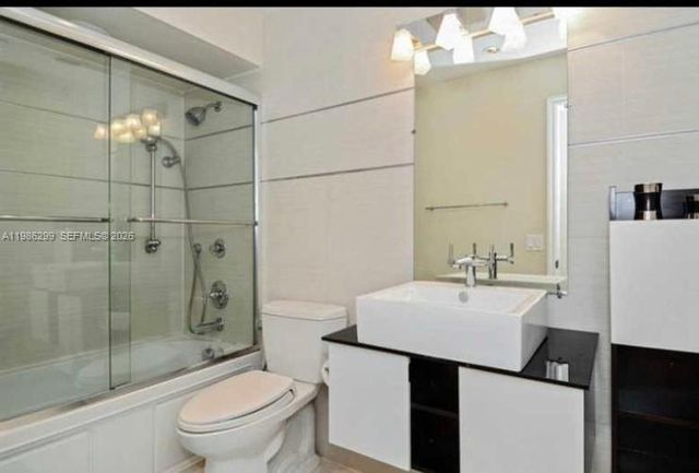 2991 Lakewood Ln 329, Hollywood, FL 33021