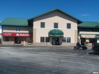 4811 N BRADY Street, Davenport, IA 52806