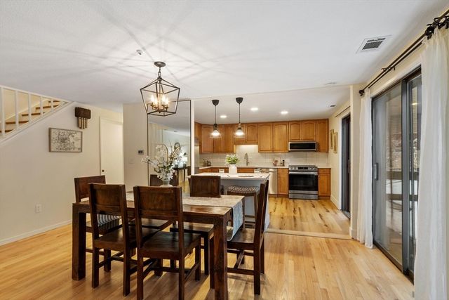 237 Brown Bear Crossing 237, Acton, MA 01720