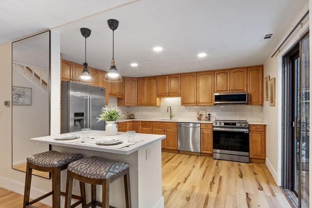 237 Brown Bear Crossing 237, Acton, MA 01720