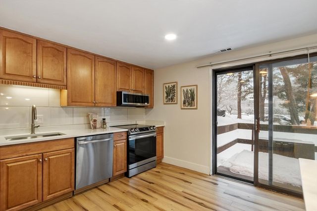 237 Brown Bear Crossing 237, Acton, MA 01720
