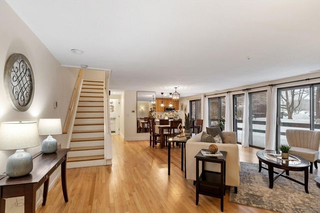 237 Brown Bear Crossing 237, Acton, MA 01720