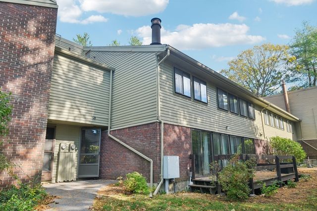 237 Brown Bear Crossing 237, Acton, MA 01720