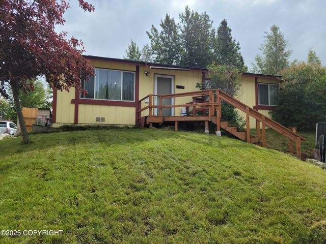 9931 Chelatna Circle, Anchorage, AK 99515