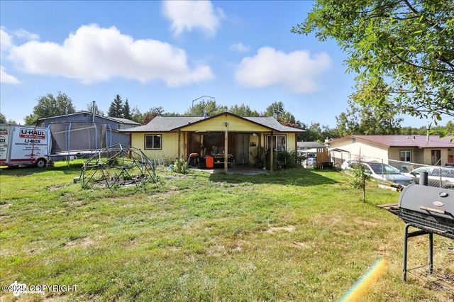 9931 Chelatna Circle, Anchorage, AK 99515