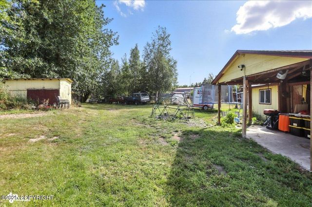 9931 Chelatna Circle, Anchorage, AK 99515