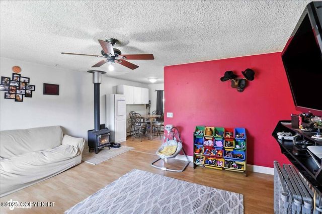 9931 Chelatna Circle, Anchorage, AK 99515