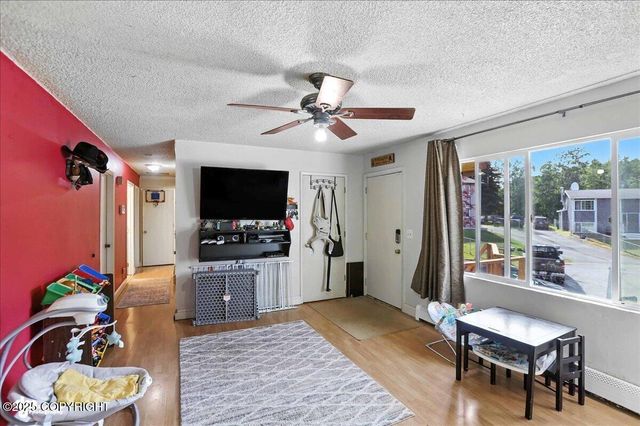 9931 Chelatna Circle, Anchorage, AK 99515