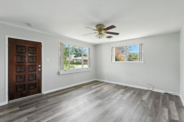 900 Keller Ave, Westwego, LA 70094