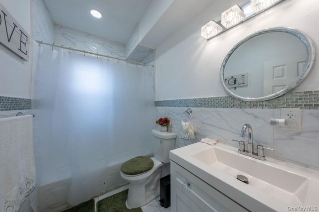 11601 221st Street, Cambria Heights, NY 11411