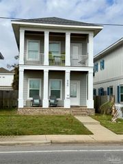 1207 W Zarragossa St, Pensacola, FL 32502