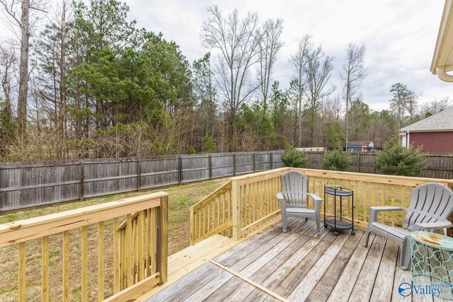 226 Chestnut Oak Circle, Owens Cross Roads, AL 35763