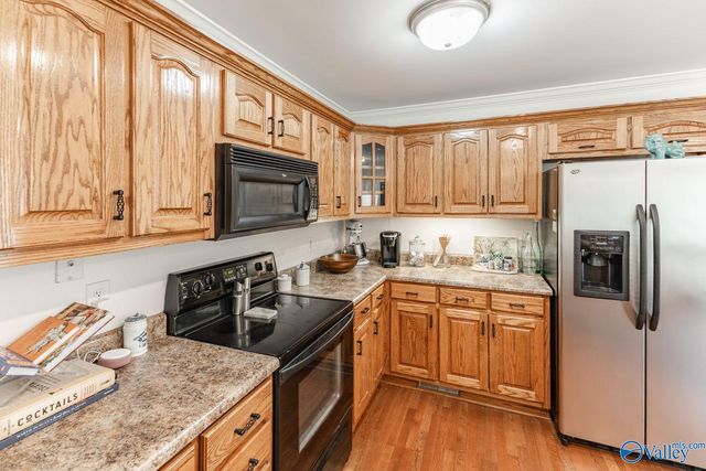 226 Chestnut Oak Circle, Owens Cross Roads, AL 35763