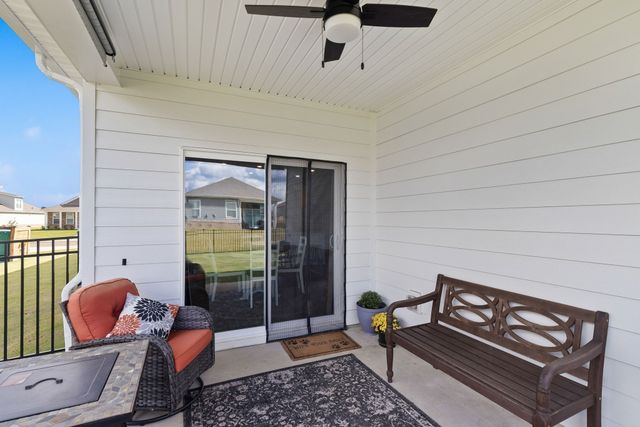 6114 Japonica Ln, White House, TN 37188