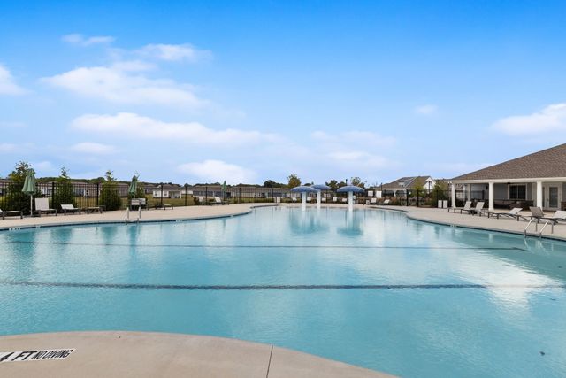 6114 Japonica Ln, White House, TN 37188