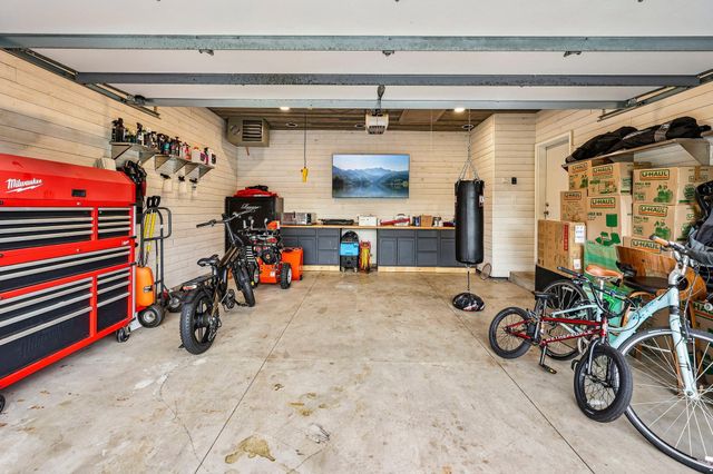 18064 84th Avenue N, Maple Grove, MN 55311
