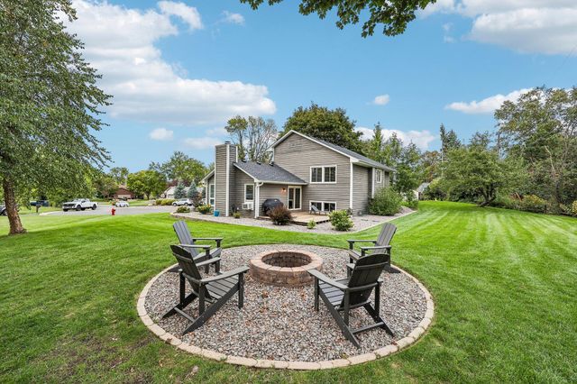 18064 84th Avenue N, Maple Grove, MN 55311