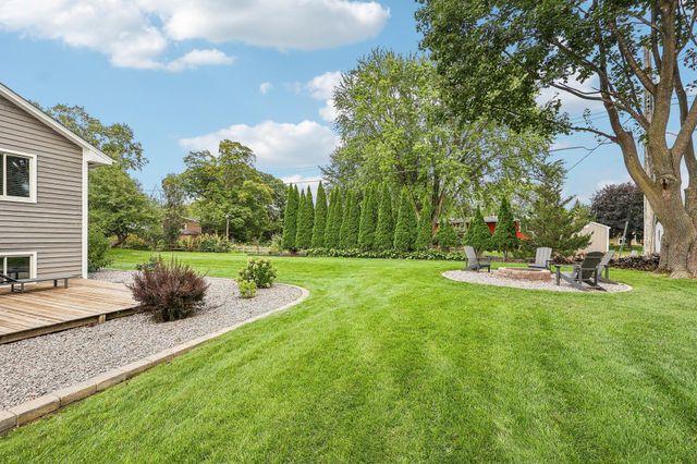 18064 84th Avenue N, Maple Grove, MN 55311