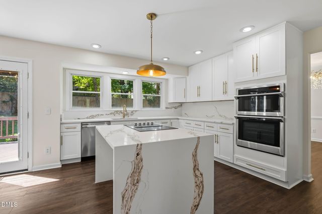 4409 Queenstown Court, Raleigh, NC 27612