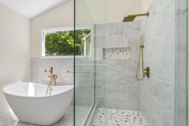 4409 Queenstown Court, Raleigh, NC 27612