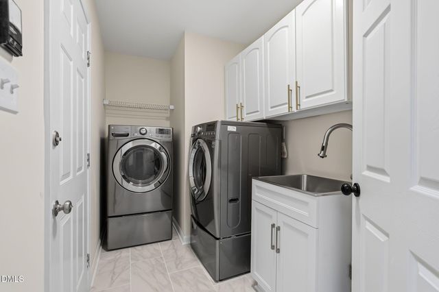 4409 Queenstown Court, Raleigh, NC 27612