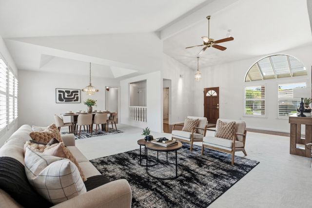 3729 Springcreek Dr, Modesto, CA 95355