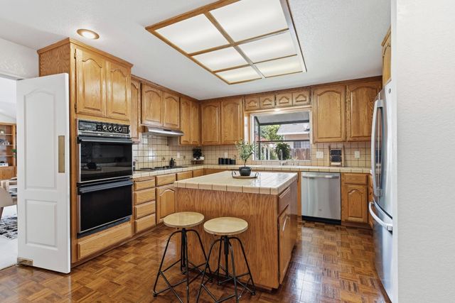 3729 Springcreek Dr, Modesto, CA 95355