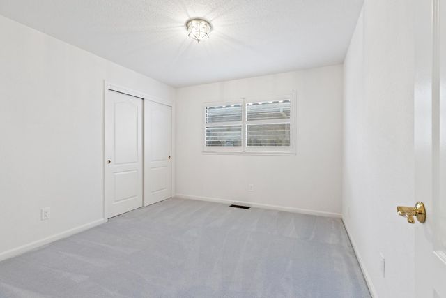 3729 Springcreek Dr, Modesto, CA 95355